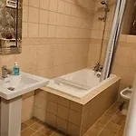 Vendégház The Lions Den - La Loge Mantilly