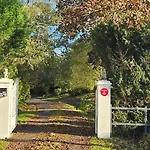 Vendégház The Lions Den - La Loge