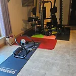 The Lions Den - La Loge * Mantilly