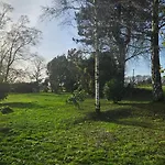 The Lions Den - La Loge Vendégház Mantilly