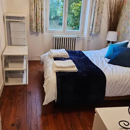 The Lions Den - La Loge ゲストハウス