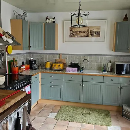 The Lions Den - La Loge בית הארחה *