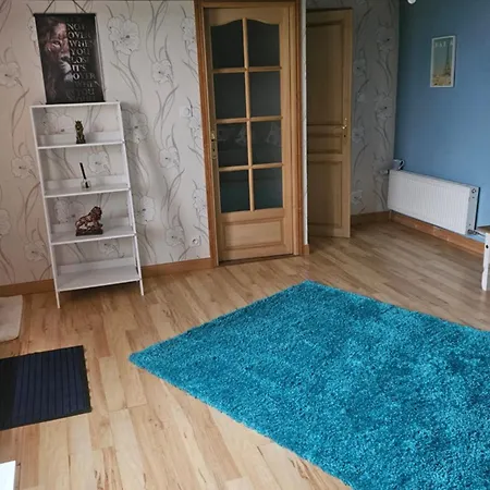 The Lions Den - La Loge *