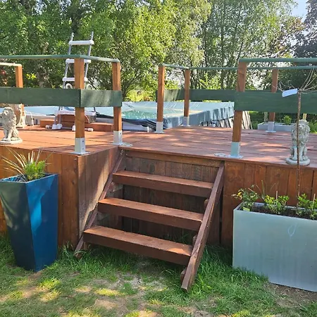 The Lions Den - La Loge בית הארחה *