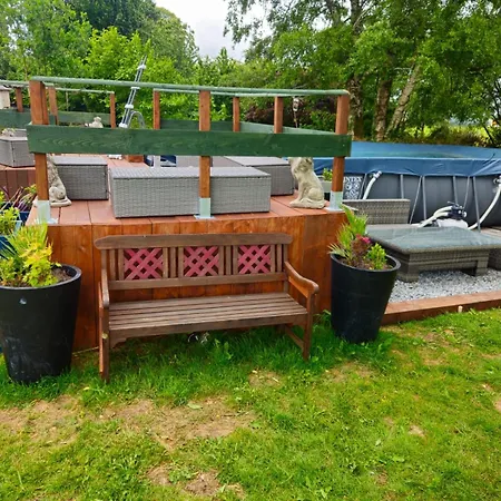 The Lions Den - La Loge בית הארחה Mantilly