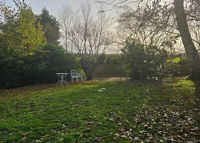 Πανσιόν The Lions Den - La Loge