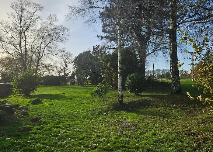 The Lions Den - La Loge Πανσιόν Mantilly