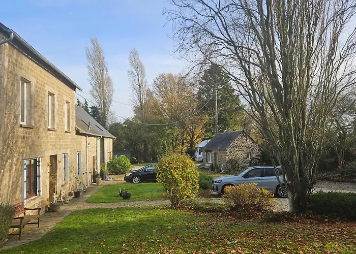 The Lions Den - La Loge * Mantilly