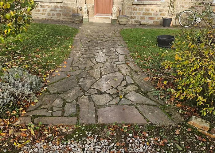 Πανσιόν The Lions Den - La Loge *