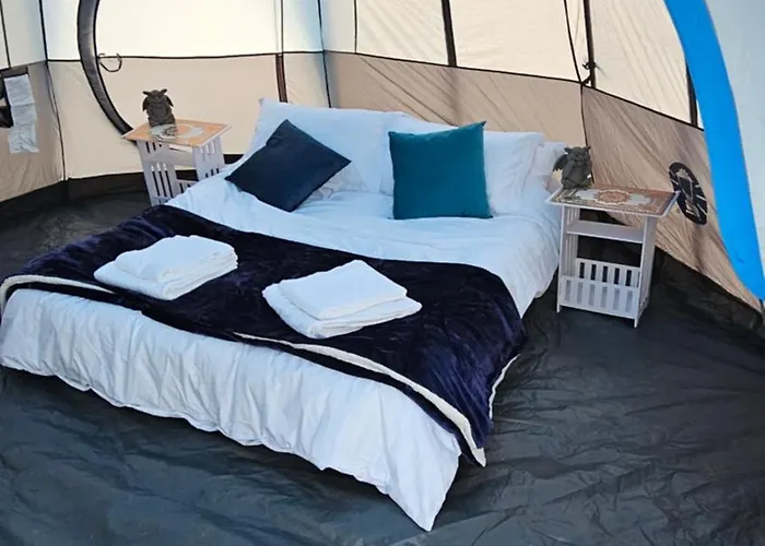 The Lions Den - La Loge Pensjonat Mantilly