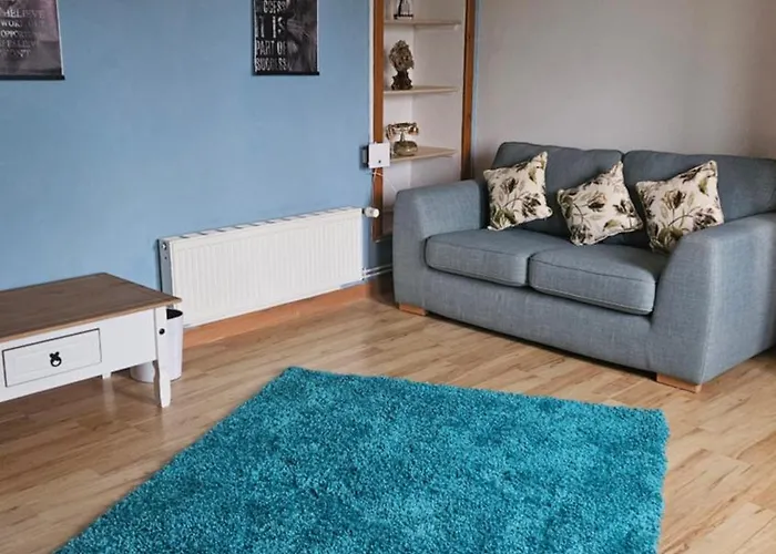 The Lions Den - La Loge Πανσιόν *