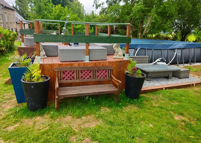 The Lions Den - La Loge Πανσιόν Mantilly