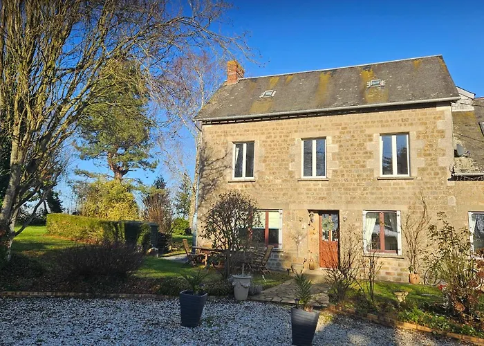 Πανσιόν The Lions Den - La Loge Mantilly