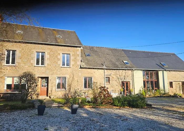 The Lions Den - La Loge Mantilly