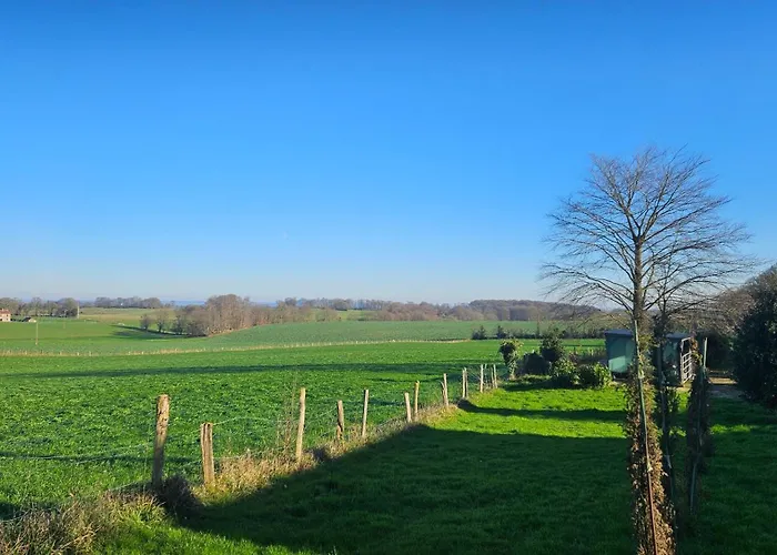 The Lions Den - La Loge Mantilly